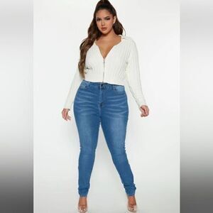 Tall I Just Might Booty Shaping‎ Jeans Medium Wash Size 1X REFFNB